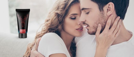 Lesbiene cu pizde delicate se saruta si isi provoaca orgasm cu degetele
